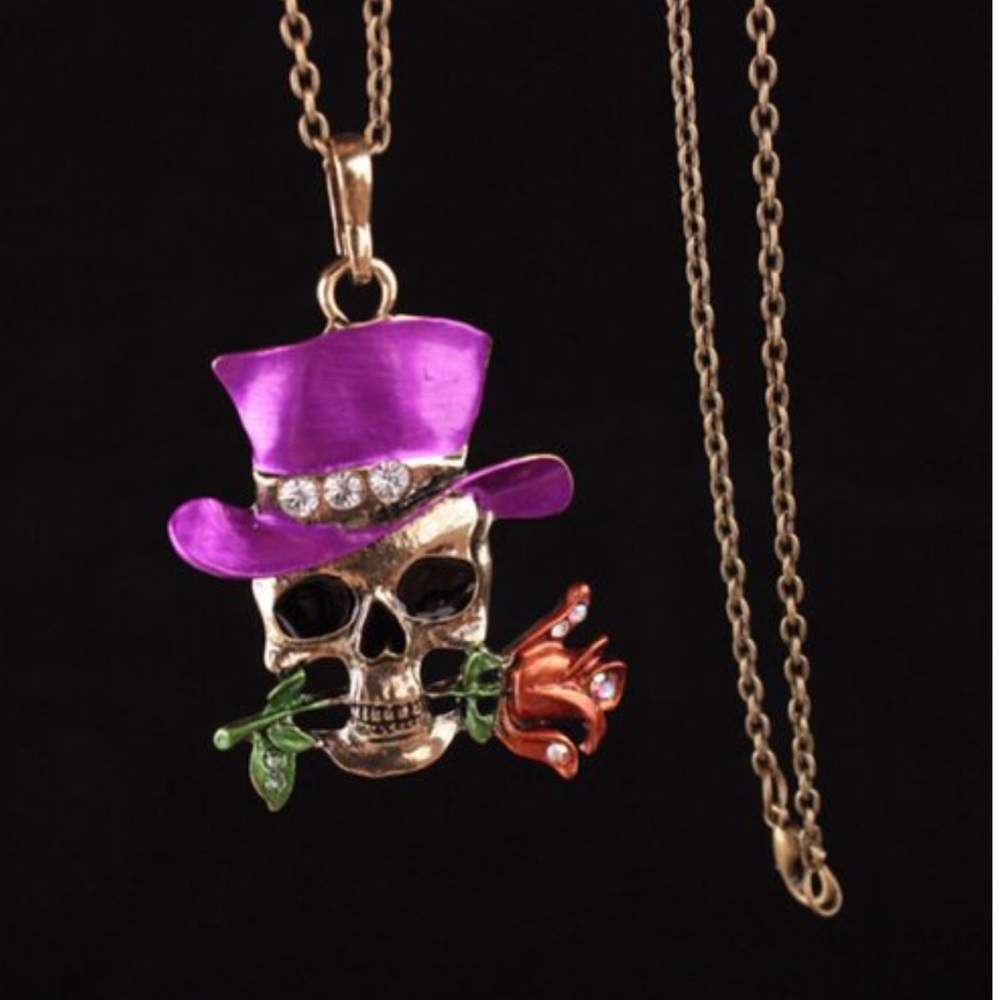 Awesome Skull Necklace